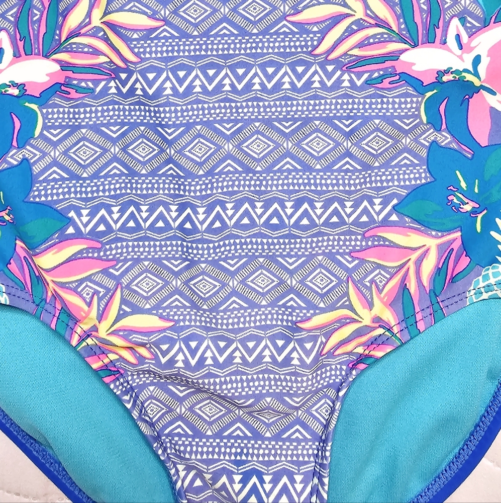 Wonder Nation Floral Blue One Piece Swimsuit Size Medium 7/8 Girls - Picture 7 of 8